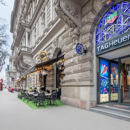 Marvelous In Andrassy Boulevard דירה *