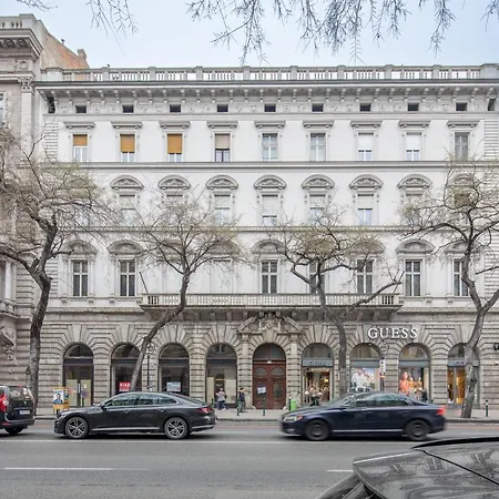 Marvelous In Andrassy Boulevard *