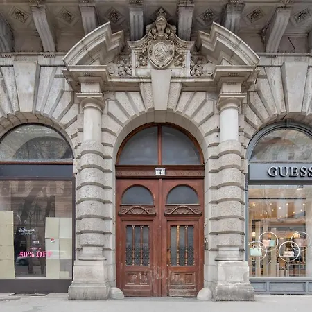 Marvelous In Andrassy Boulevard Daire Budapeşte