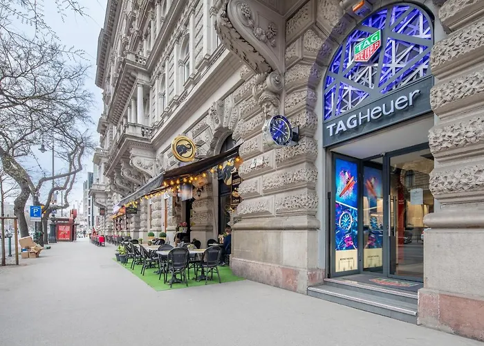 Marvelous In Andrassy Boulevard דירה *