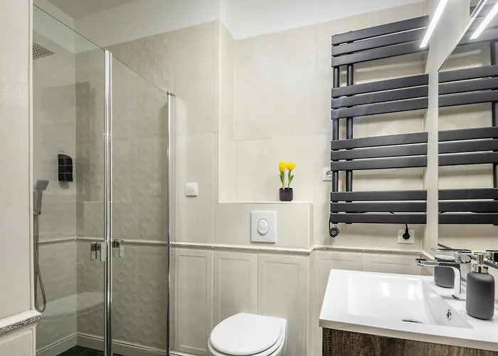 Marvelous In Andrassy Boulevard