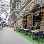 Apartment Marvelous In Andrassy Boulevard *